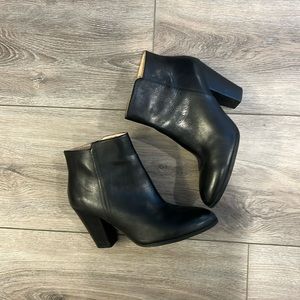 Adrienne Vittadini black booties with heels. Excellent used condition. Size 9